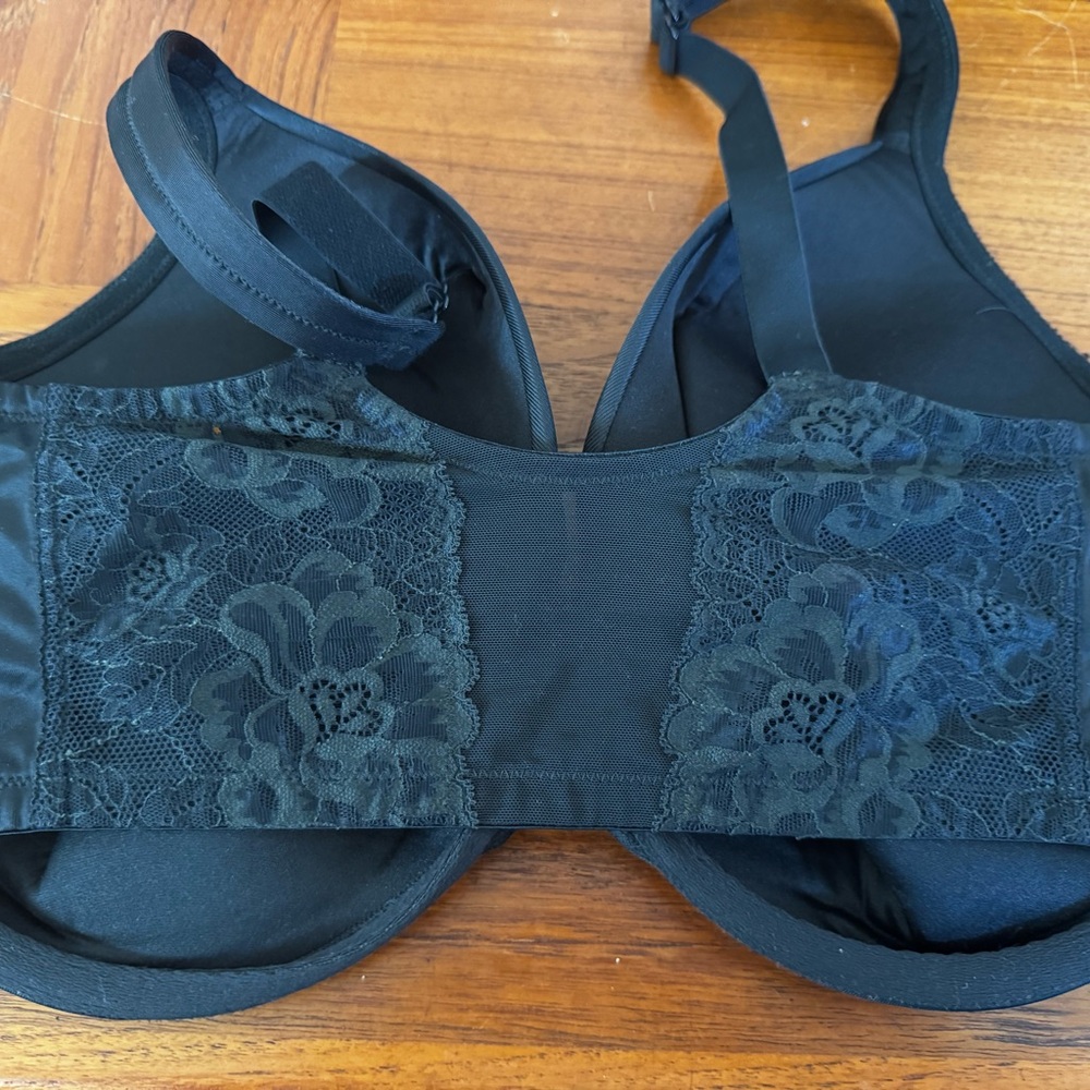 Lane Bryant Cacique lightly lined full coverage underwire front closure bra 38H